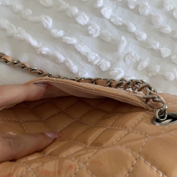 Authentic Chanel Beige Quilted Patent Leather Valentine Collection Camera bag - Picture 11 of 16